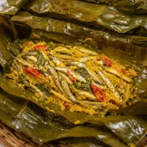 Pepes Ikan Teri Kemangi
